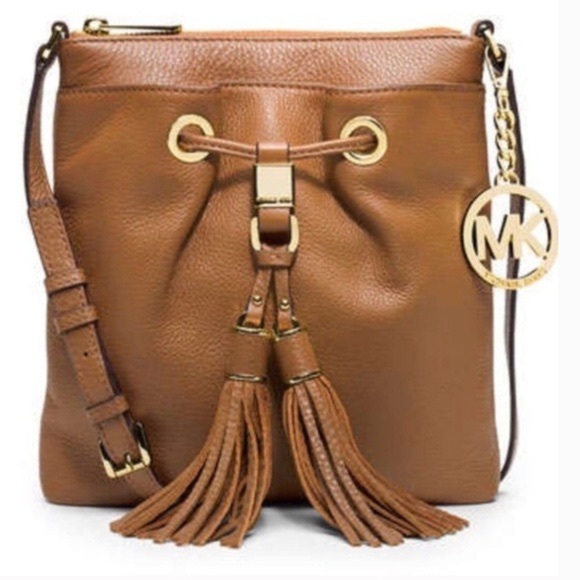 Michael Kors Handbags - Michael Kors Pebbled Leather Camden Crossbody